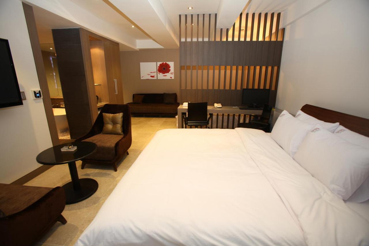 Suwon Reve Hotel Exterior foto