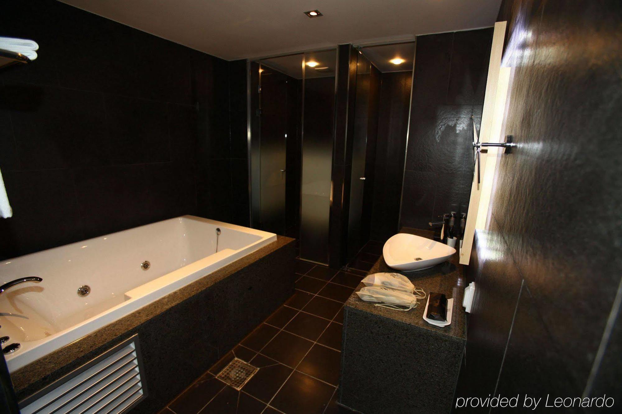 Suwon Reve Hotel Zimmer foto